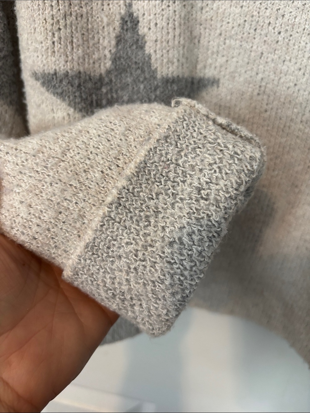 Soft and Cozy V-Neck Sweater with Stars - Picture 4 of 6